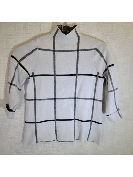 Tahari Sweaters - Tahari Mock Neck Sweater Womens L White Window Pane Long Sleeve Pullover